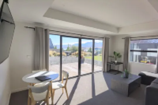 RodmanStar Apartment