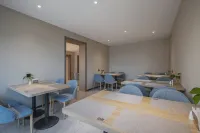 Ease Hotel (Dehui Zhubang City Plaza)