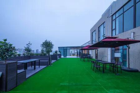 Ramada Encore Hotel (Changan)