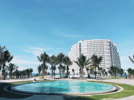 Yeni Arena Camranh Condotel Отели рядом с достопримечательностью «Пляж Бай Дай»