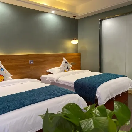 mingzhou hotel