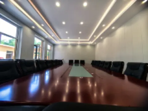 英談半山雲舍民宿