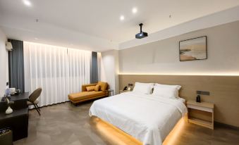 Minjiang Lakeside Hotel