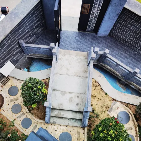 No. 9 Courtyard Homestay (Qimen HSR South Station)