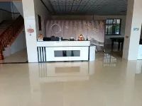 Poyang Yujian Business Hotel