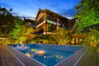 Swan Lake Hotel (Taierzhuang Ancient City Scenic Area Branch) Hotels in Zaozhuang