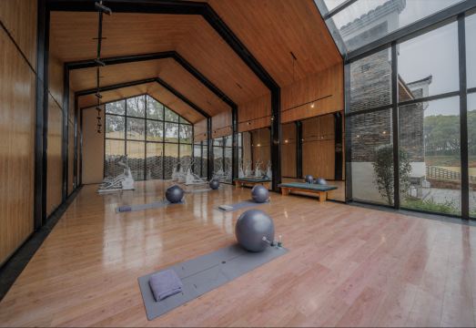 ALOR VALLEY Huzhou Hotel Overview