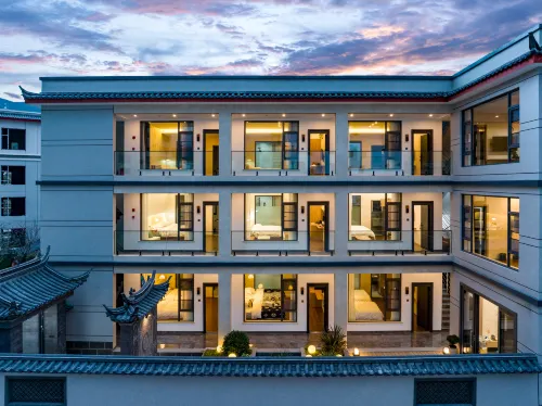 Xiyun Homestay (Lijiang High speed Railway Station Branch)