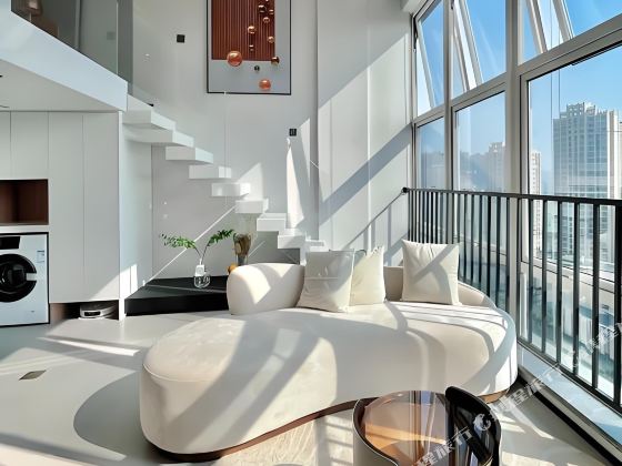 Zizaiju Loft Apartment Hotel