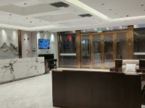 Jinxing Grand Hotel Hotels in Luntai