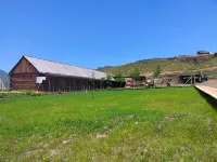 Bingjie Mountain Villa