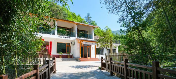 Liuba Xiqiao Zhuyuan Homestay Ξενοδοχεία στην πόλη Λιούμπα