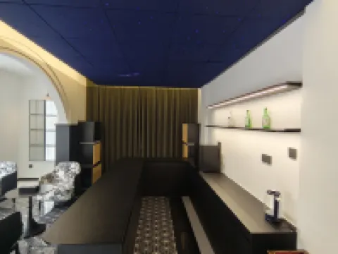 Bund No.1 Hotel (Jichuanmen Ancient City Wall, Tingzhou)