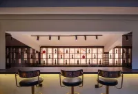 R·Y Hotel - ที่มีบาร์