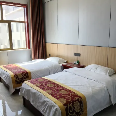 Aksay Xinyue Hotel