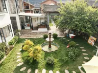 BaiSha Wild White Hotel - New