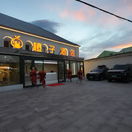 Orange Hotel