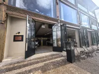 Chunshi · Xitang | Begonia Gallery · Premier Lakeview Holiday Courtyard (Daluoshui, Lugu Lake) - Gym