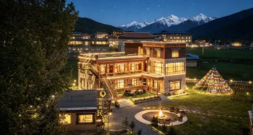 Xinduqiao Town Cangrelin Homestay (Xinduqiao Town) - Losmen