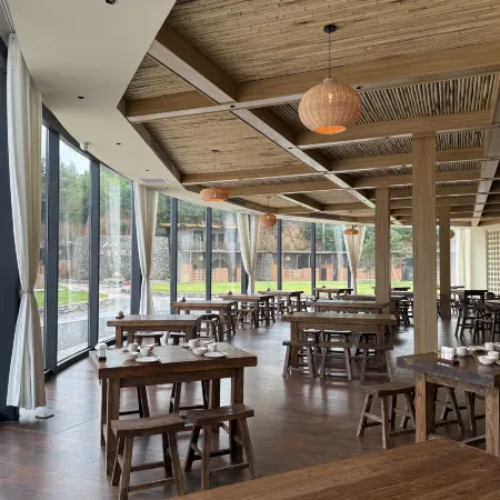 Luoyang Manyao Mountain Lodge Resort Hotel