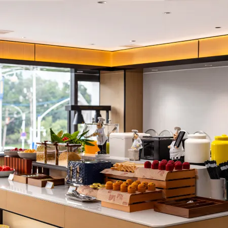 Echarm Hotel (Hefei Huaihe Road Pedestrian Street Xiaoyaojin)