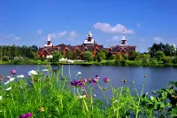Volga Manor Hotel in zona Jinjing Towers Garden