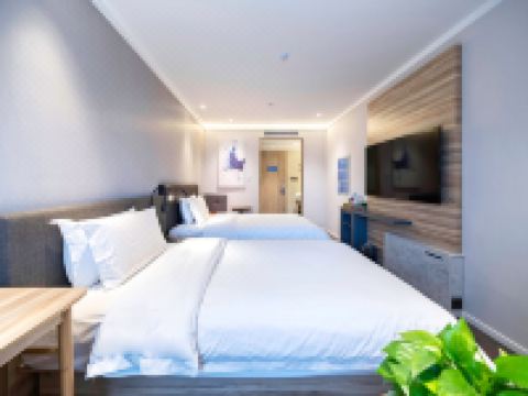 汉庭优佳酒店(上海莘庄北广场店) - 双床房