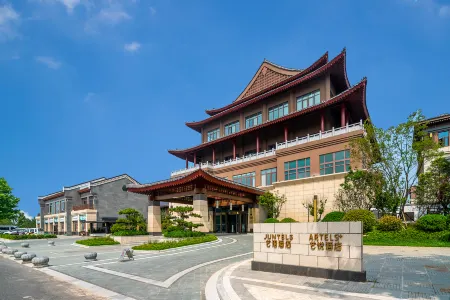 Juntels Penglai Отели рядом с достопримечательностью «Haishi Park»