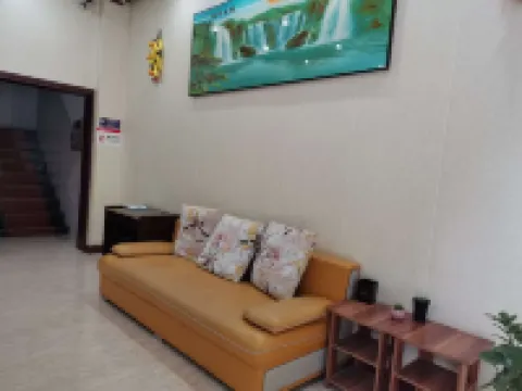 Lingyun Cotton Tree Hotel