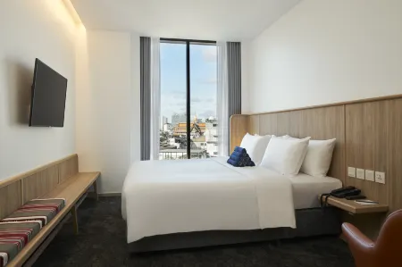 ASAI Bangkok Chinatown Отели рядом со станцией Бангбамру