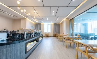 Hilton Wenyu Hostel (Wenchang Hotel)