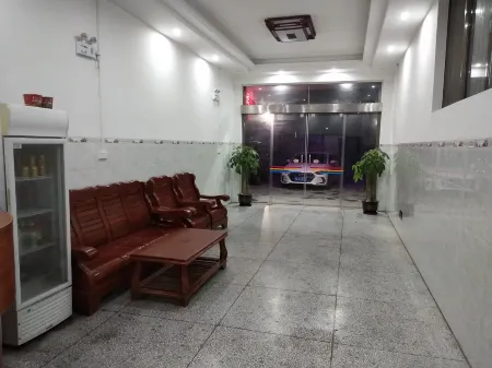 Mashan Fuhua Hotel Отели в г. Машань