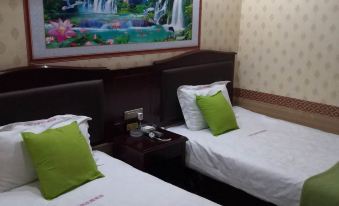 Quxian Jinmao Hotel