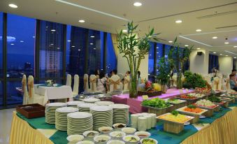 Danang HAN River Hotel