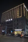 Homeinn Selected Hotel (Yuanyang Jianshe Road Hong Kong City) Отели в г. Юаньян