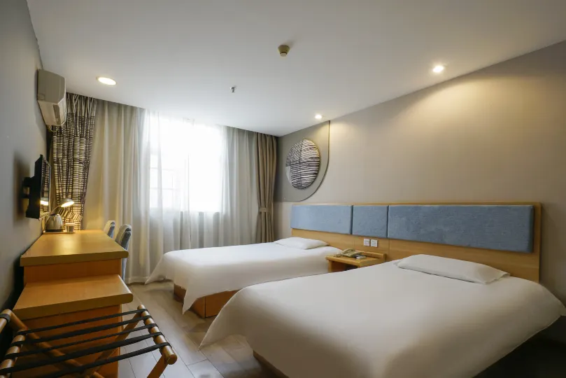 Homeinn Hotel (Zhuhai Gongbei Port Pedestrian Street)