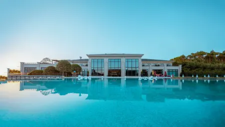 Enping Sanshanquangu Moma Forest Camp B&B Отели в г. Энпин