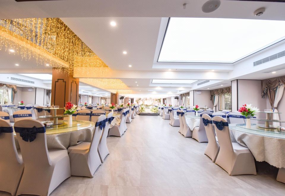 3. 충칭 진촨 호텔..