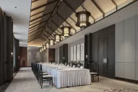 รีสอร์ทฟูหรง รีเบคก้า สวี่ชาง (สถานีรถไฟฟ้ารางเบาเจิ้งสวี่ ทะเลสาบฟูหรง) - พร้อมอาหารเช้า