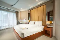 Le Eminence Puncak Hotel Convention & Resort Hotels in Cipanas