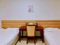 上海95玖伍后酒店 - 标准大双床房（无窗）