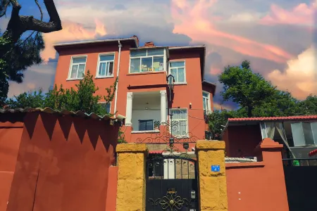 Qingdao Island Garden Hostel