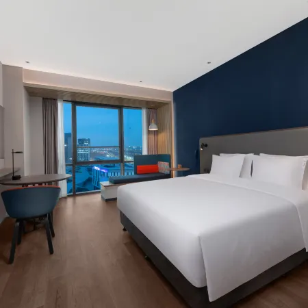 Holiday Inn Express BEIJING YIZHUANG TONGMINGHU by IHG Отели рядом с достопримечательностью «Старый город»