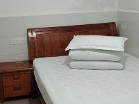长沙采兰旅馆 - 标准大床房