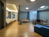 zhongxia Bussiness Hotel