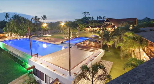 Boffo Resort Hotels in Loon