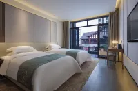 Quxian Wenfeng Youzhu Hotel Hotels in Qu County