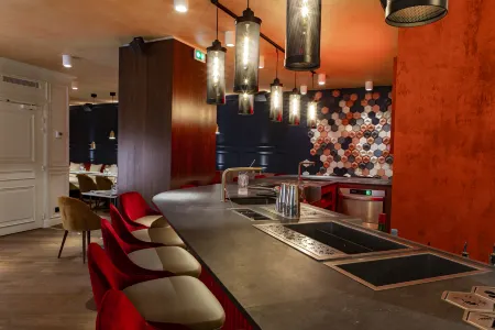 Maison Mère Отели рядом с достопримечательностью «Institut des Cultures d'Islam»