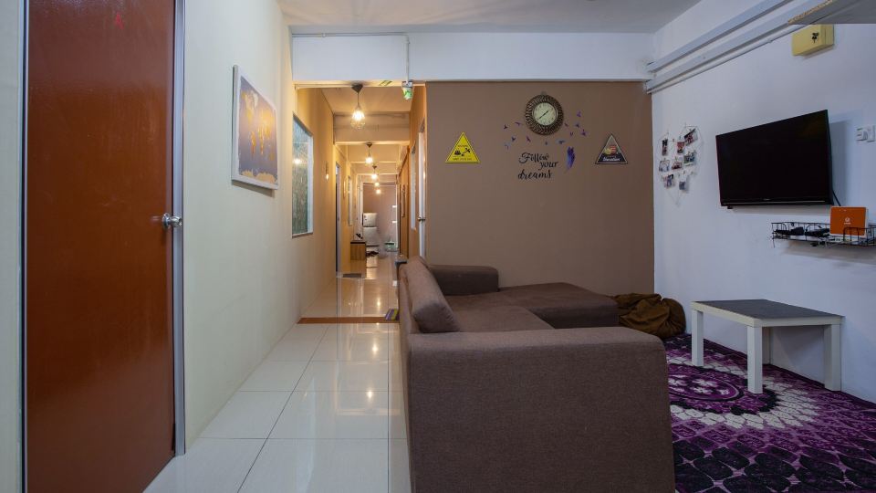 Spot on 89798 Temura Inn - Hostel