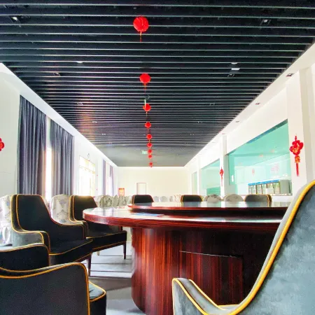 Qingyu  Vinyard